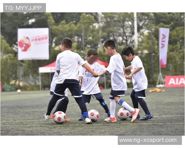如何通过视频学习踢足球技巧与战术提升你的球技和比赛表现